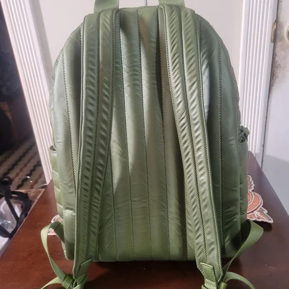 Kate Spade New York Quilted Green Nylon Puffer Mini/Medium Zip Backpack - Picture 5 of 15
